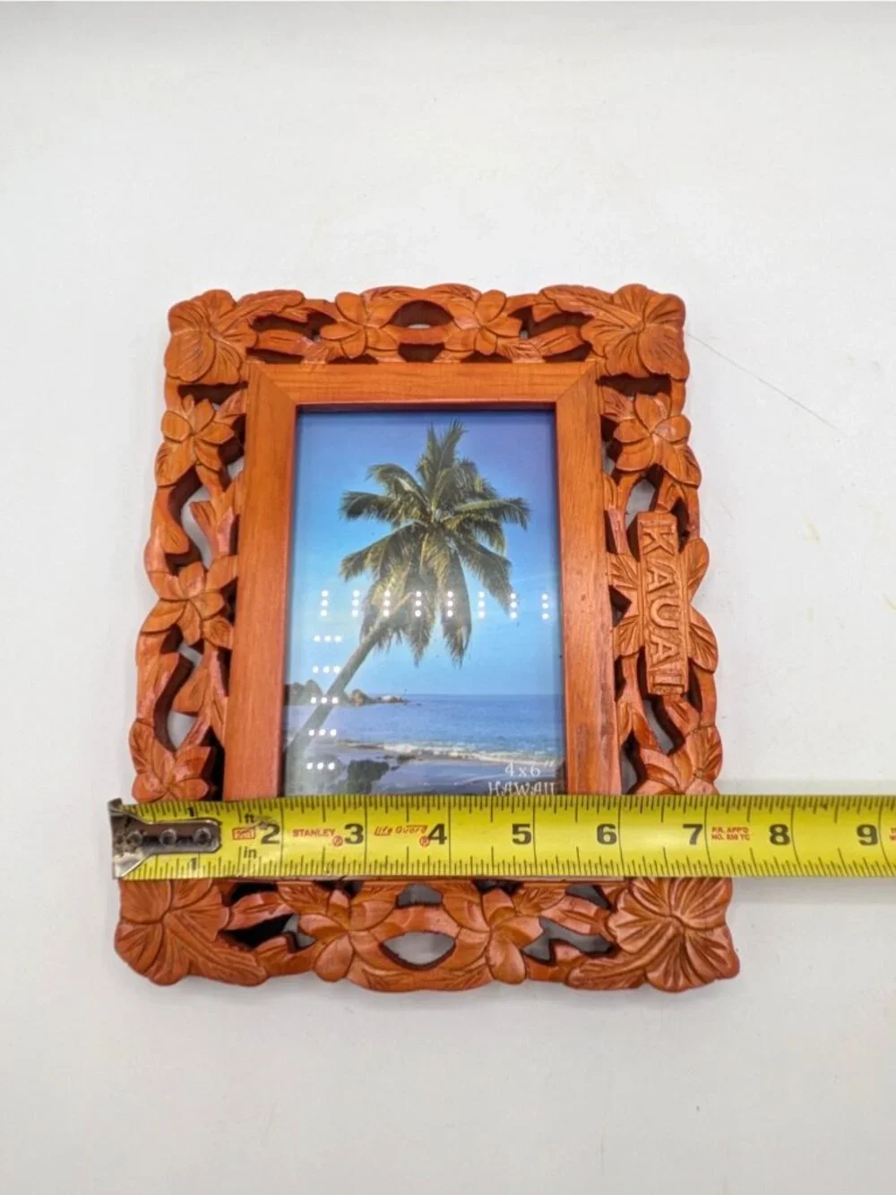 Vtg Hawaiian Kauai Island Hand Carved Wood Frame Floral Hibiscus Tropical 4x6